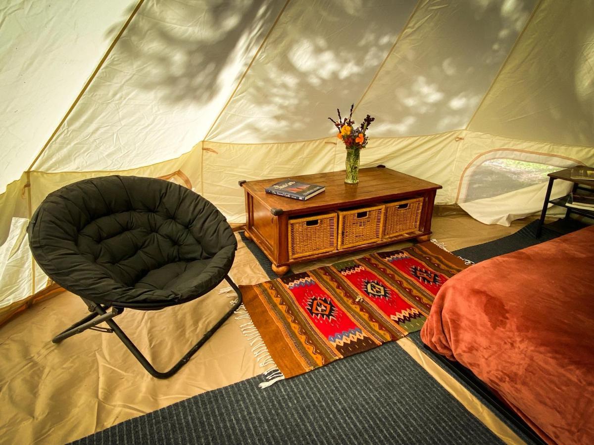 Glamping In The Redwoods With A Hot Tub! Hotel Garberville Bagian luar foto